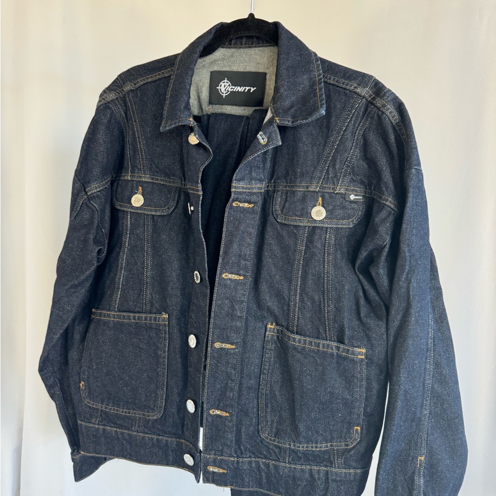 SOLD: VICINITY Black Lightweight Jacket